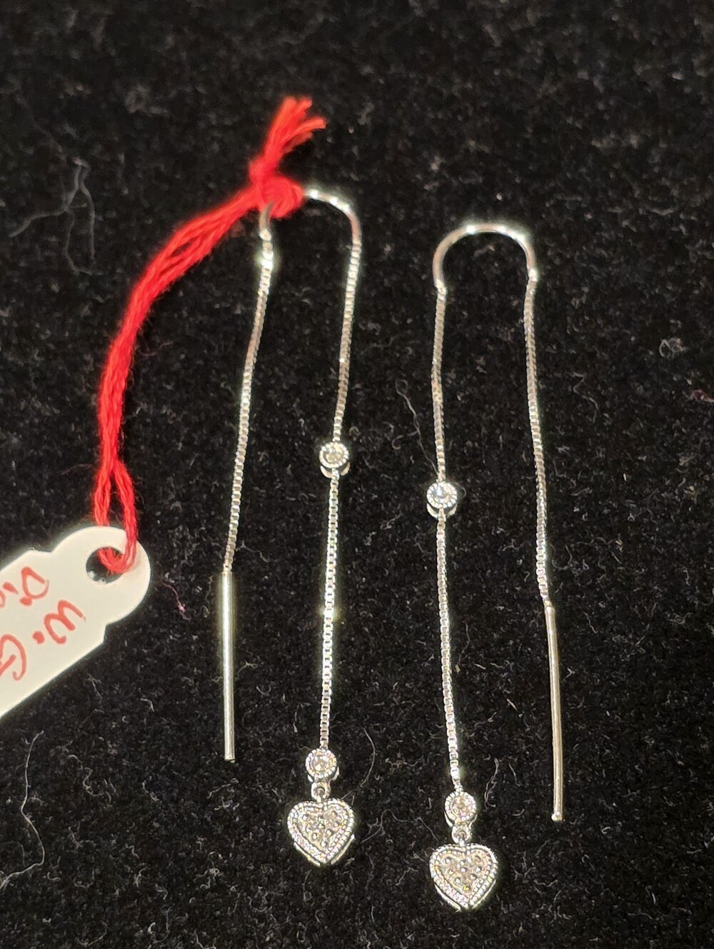 🍀✨️14K White Gold Threader Heart Earrings✨️🍀 - Picture 6 of 7